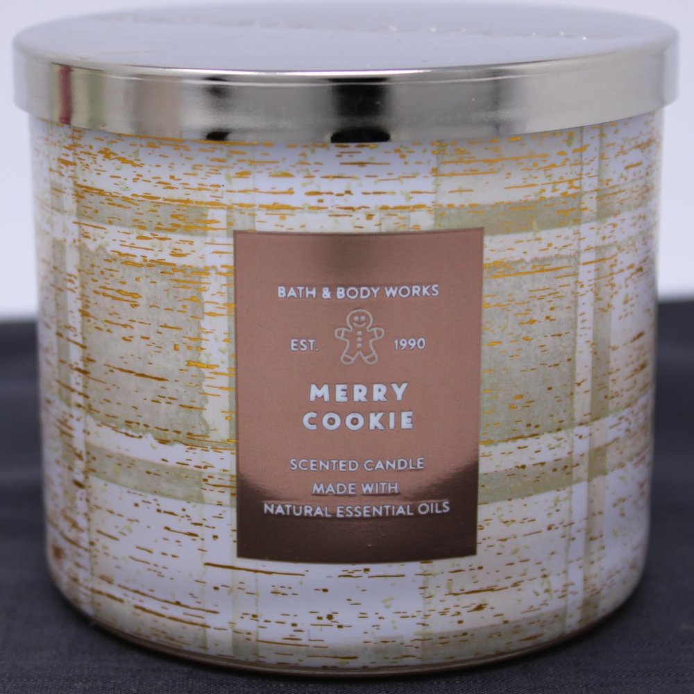 NWT MERRY COOKIE Bath and Body Works 3-Wick Candle 14.5 oz